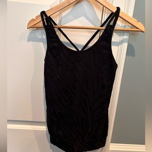 Black workout tank top